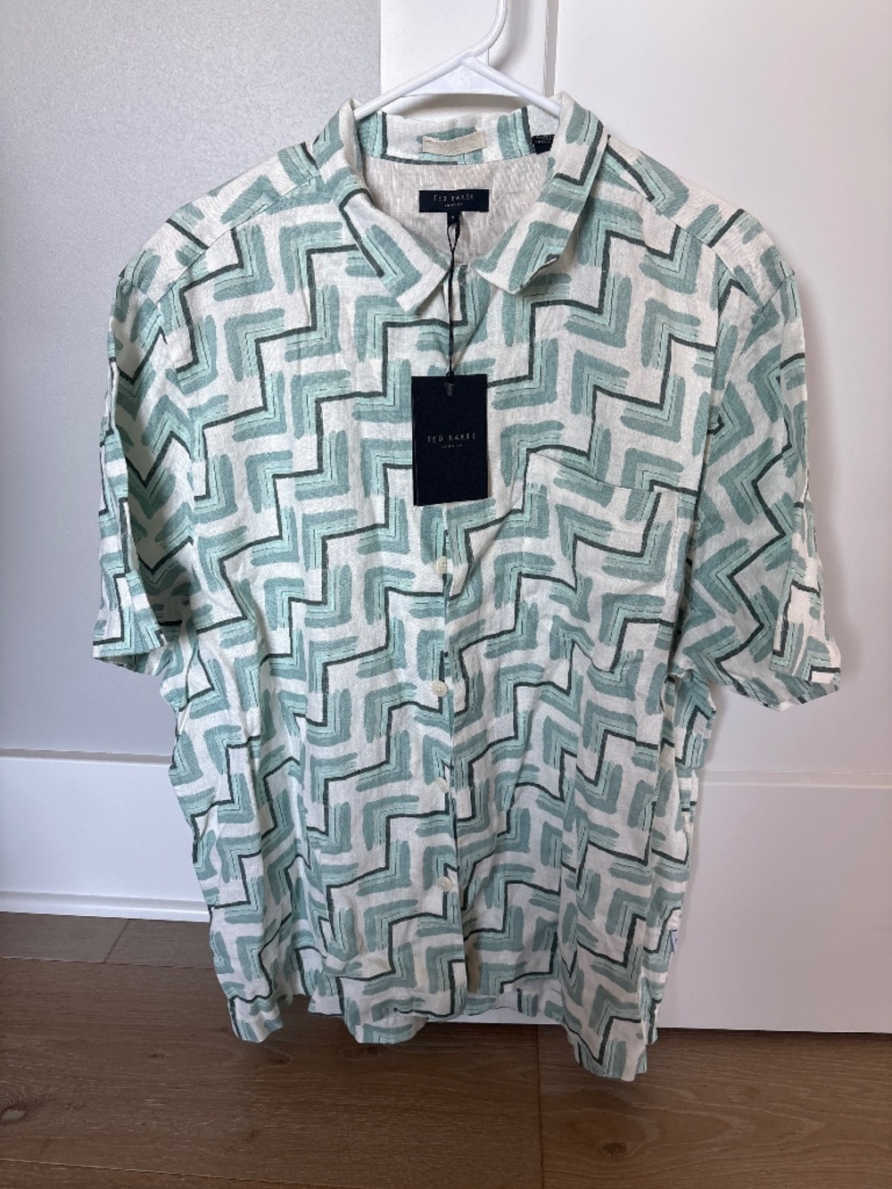 Ted Baker size 6 Geo print shirt